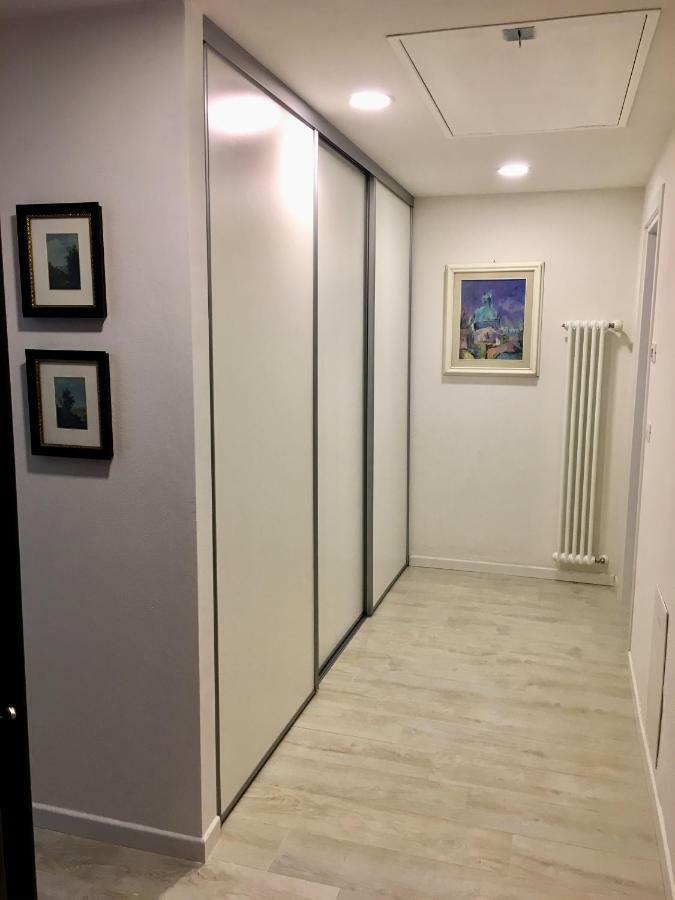 Oriani 20 Apartment Bologna Bagian luar foto