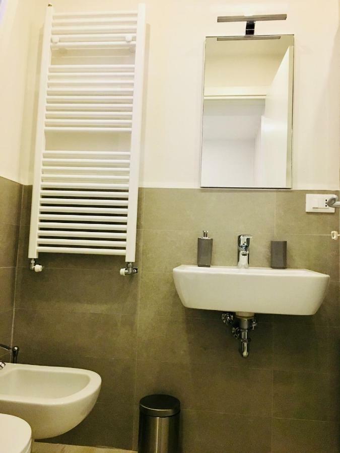 Oriani 20 Apartment Bologna Bagian luar foto