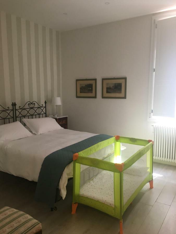 Oriani 20 Apartment Bologna Bagian luar foto