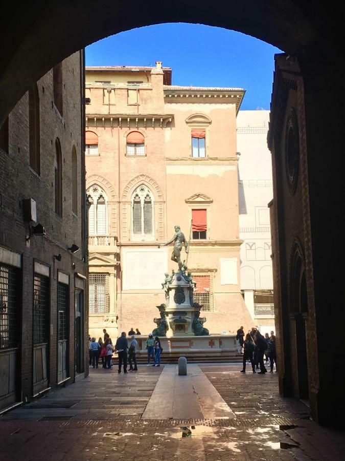 Oriani 20 Apartment Bologna Bagian luar foto